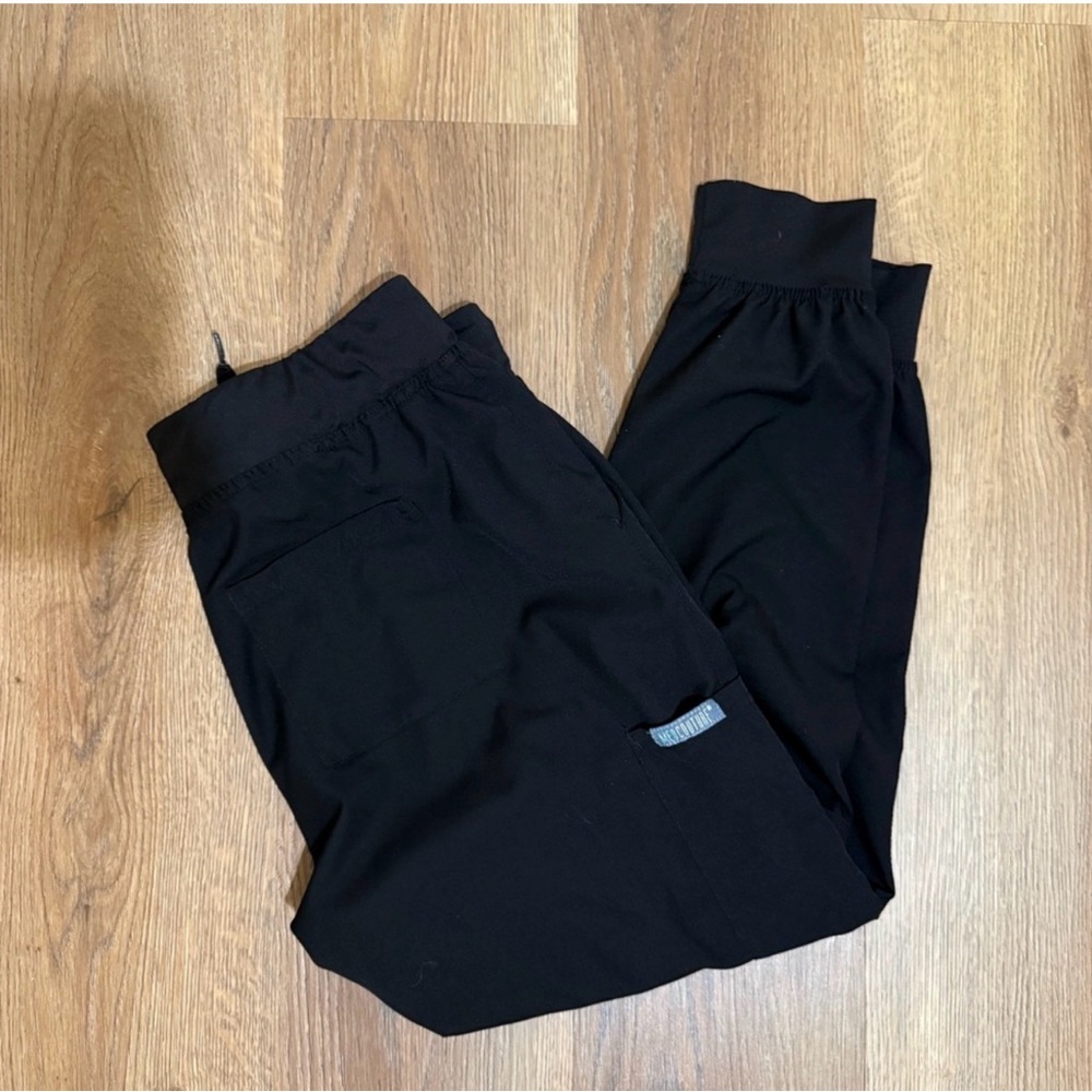 Med Couture Jogger Scrub Pants - Adult Medium
